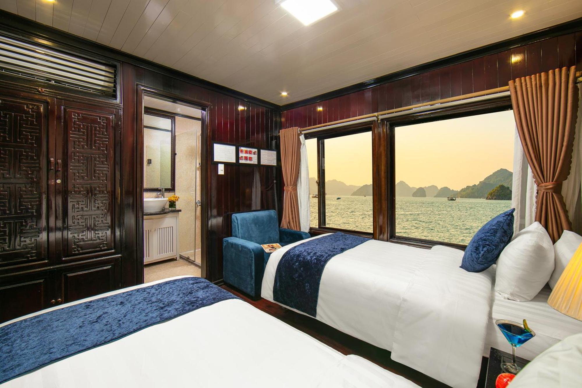 Hôtel Fantasea Imperial Cruise à Hạ Long Extérieur photo